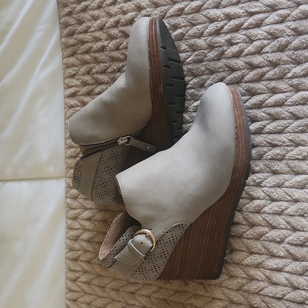 Dr Scholls short boots